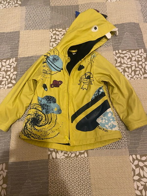 Tac Tac Dragon Waterproof Kids Jacket used for 3 Years