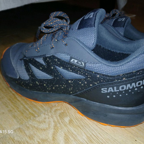 Salomon waterproof hiking shoes size 37 like new gray
