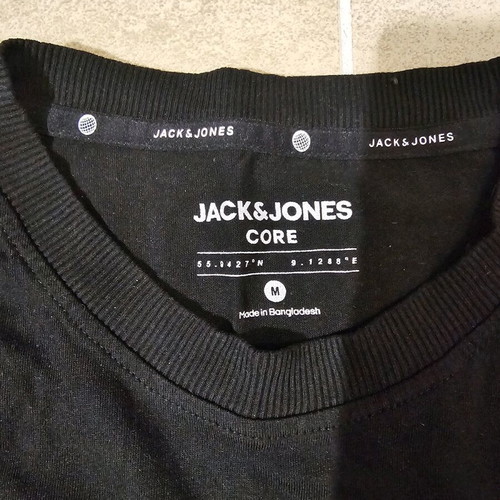 Jack and Jones black t-shirt size M like new