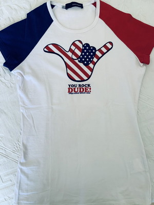 Dsquared2 You Rock Dude! T-Shirt Small like new, multicolor