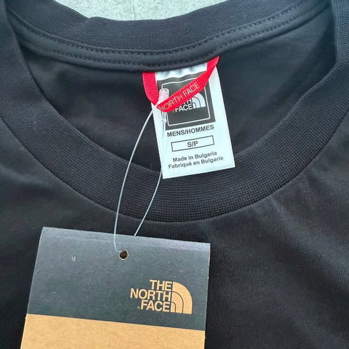 The North Face T-shirt black new, size S