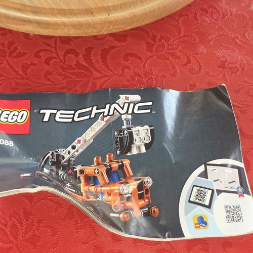 LEGO Technic Cherry Picker 42031 used set with 155 pieces