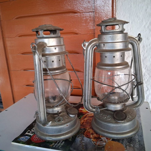 Oil lamps used, set of 2, with wick