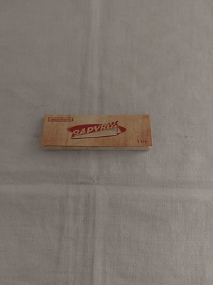 Χαρτάκια στριφτού Papyrus καινούργια, πακέτο 1