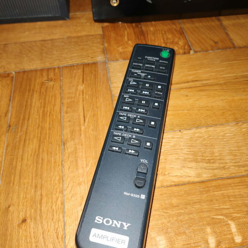 Sony SLV-E130 VHS VCR used with original remote control