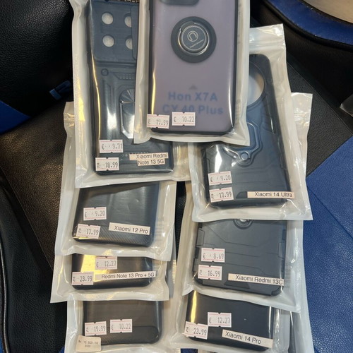 Phone cases new, bundle of 24 for Huawei and Xiaomi