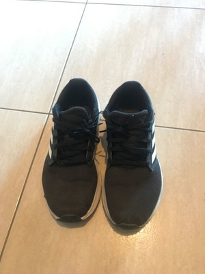 Adidas running shoes Galaxy 6 Cloud Form used, size 43, black