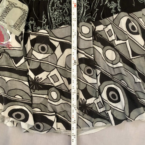 Desigual skirt new, 100% viscose with sequins and patchwork, size S