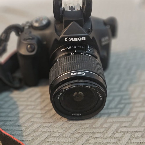 Canon EOS 2000D camera like new