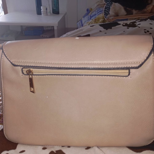 Vintage beige clutch bag used with gold chain details