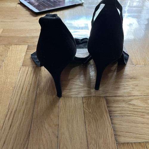 WS velvet sandals size 41, like new, black