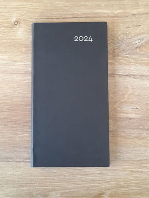 2024 Weekly Diary new for Notes