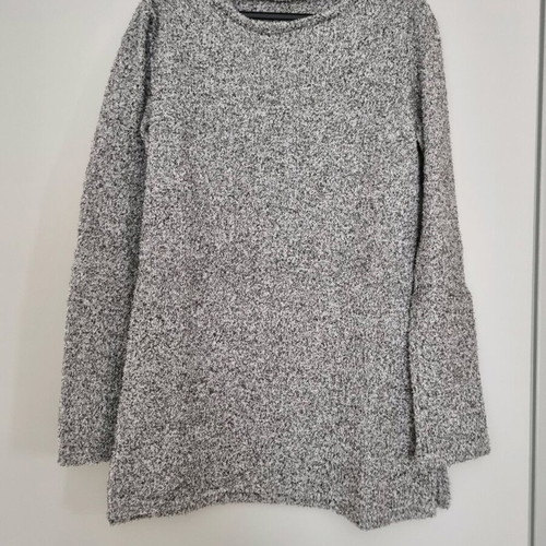 Grey Shein long-sleeve sweater with split hem, new, size S