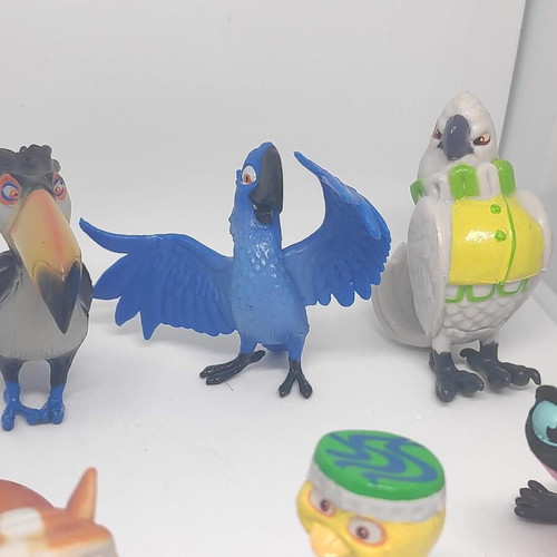 Rio 2 collectible figures set of 12, like new