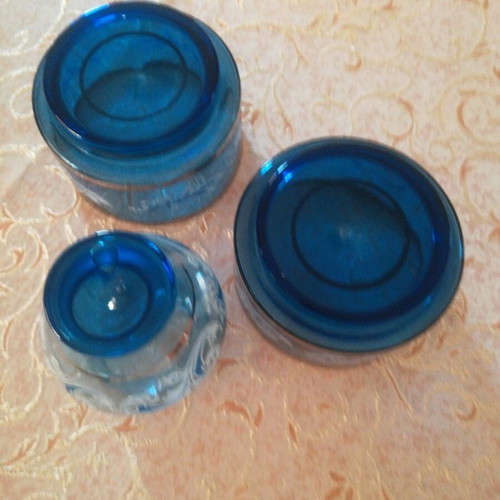 Decorative vases like new, set of 3 with gold finish