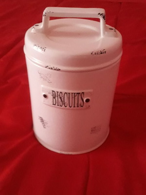 Vintage biscuit tin in the shape of a heart