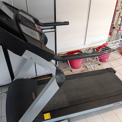 Stealth 20 Treadmill like new
