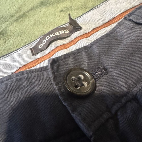 Dockers D1 Slim Fit men's chino pants used, dark blue gray, W32 L34
