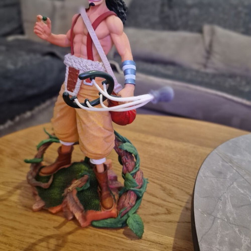 Usopp figure like new