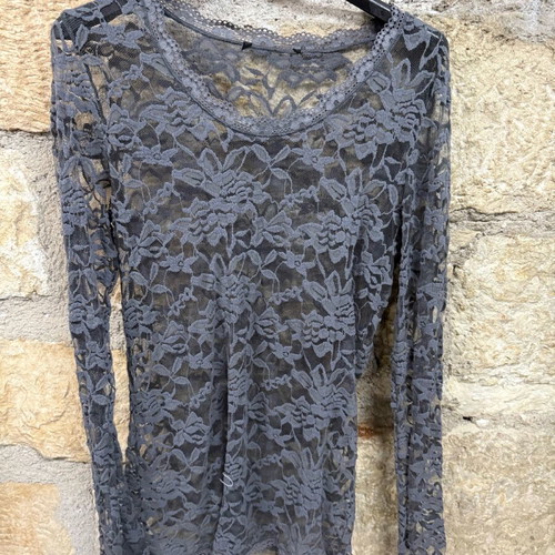 Top one size with lace like new, gray