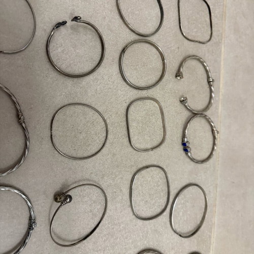 Silver jewelry used with 925 stamp weighing 300g