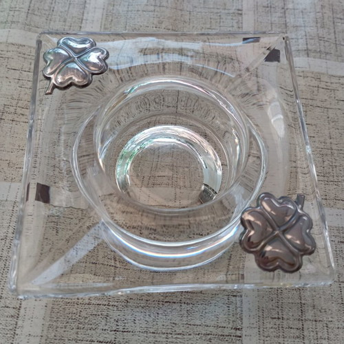 Glass tealight candle holder with metal details