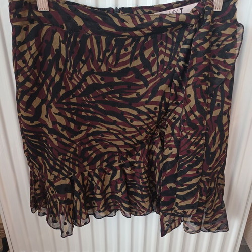 MyT skirt like new, multicolor, size S