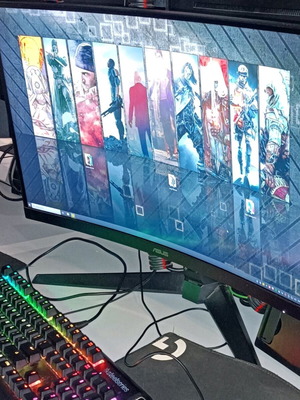 Monitors Asus TUF Gaming VG27WQ1B 27" και VG32VQ1B 32" μεταχειρισμένα