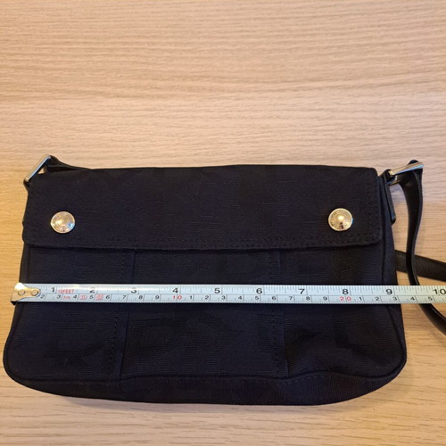 DKNY shoulder bag black like new