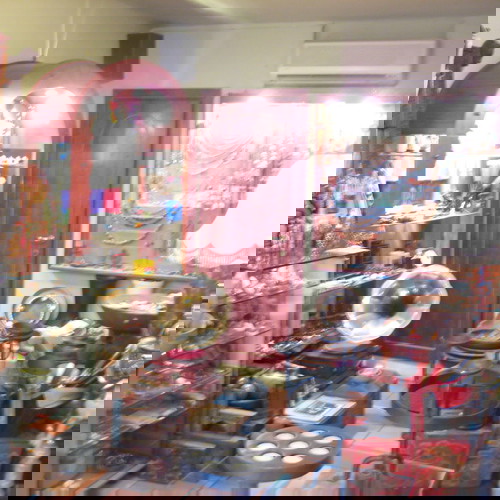 Διακοσμητικά και είδη δώρων από Ινδία, Νεπάλ, Αίγυπτο, χειροποίητα και παλαιά