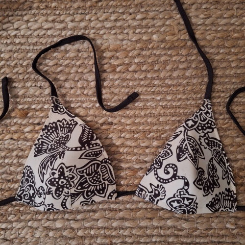 Benetton women's bikini like new, medium size, beige and brown