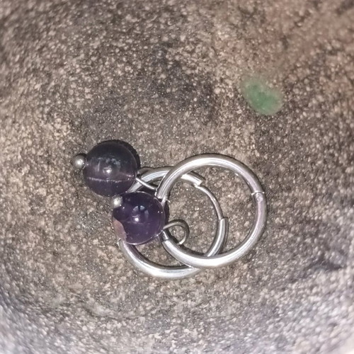 Hoop earrings with amethyst bead like new