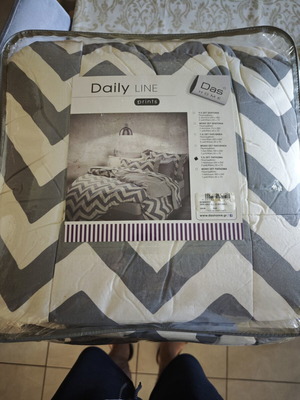 Das Home double face quilt 220x240 microfiber like new