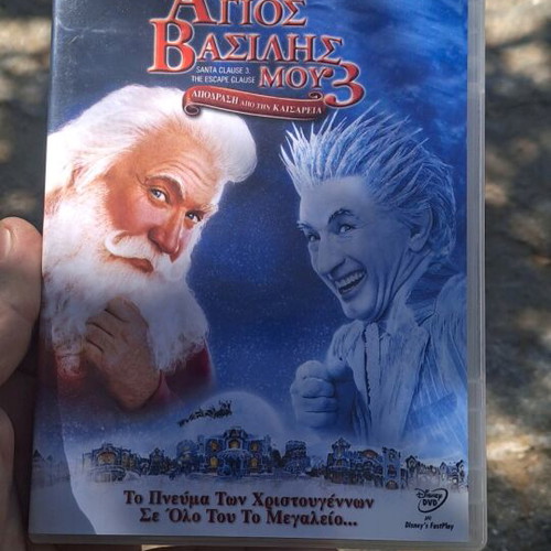 Santa Clause 3 DVD used, comedy with subtitles