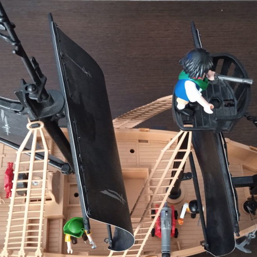 Playmobil pirate ship used