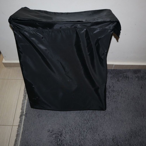 Laundry basket like new, 80 L capacity