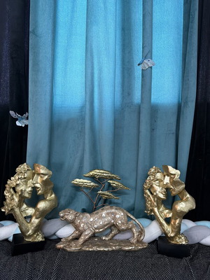 Decorative figurines like new, set of 3, gold and bronze colors
