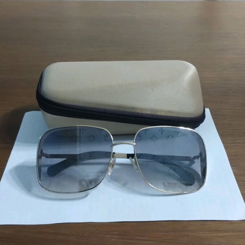 Sunglasses like new
