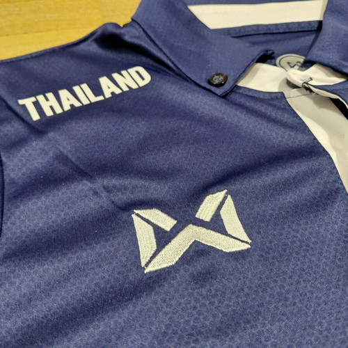Thailand Training Football Shirt Size M Warrix like new