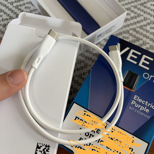 Vape Veev new, nicotine-free electric device