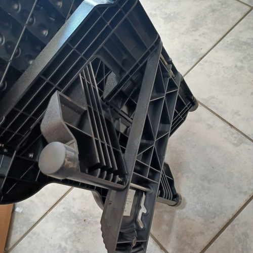 Home Creation ergonomic office footrest like new