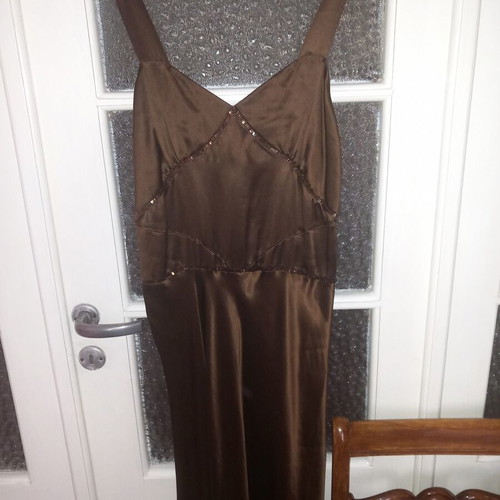 Sarah Lawrence dress size large satin brown new, formal wear