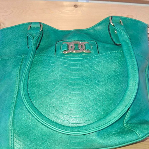 Shoulder bag new, large capacity, green and gold