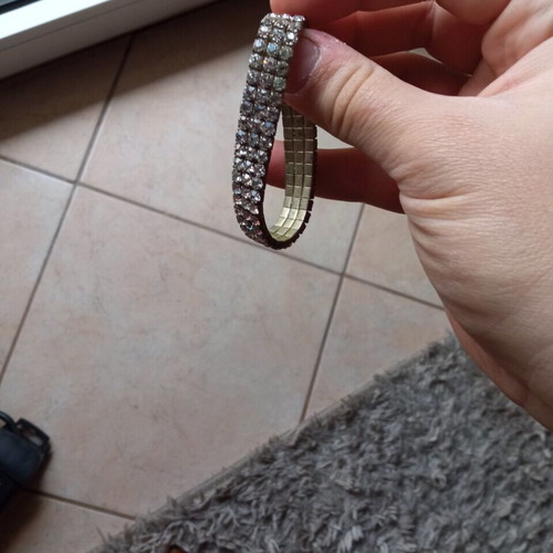 Women's bracelet