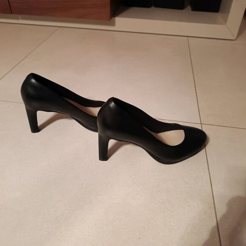 Clarks Ambyr Joy women's leather shoes like new, size 37.5 black