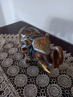Bone decorative item used with stained glass details