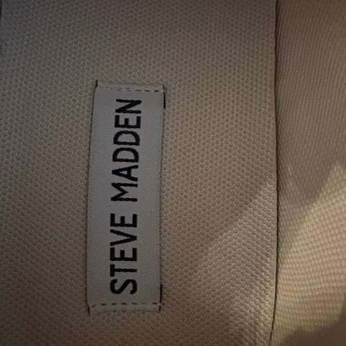 Steve Madden sneaker size 38 new, beige, narrow fit