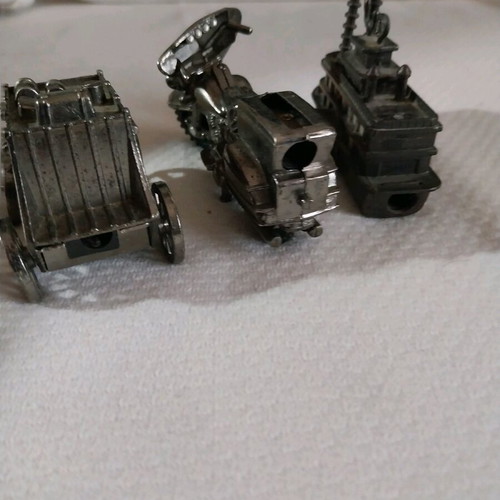 Metal pencil sharpeners like new, set of 3 pieces