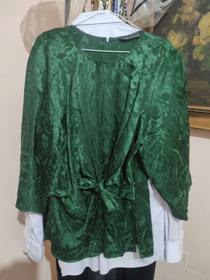 Zara blouse dark green like new, size L