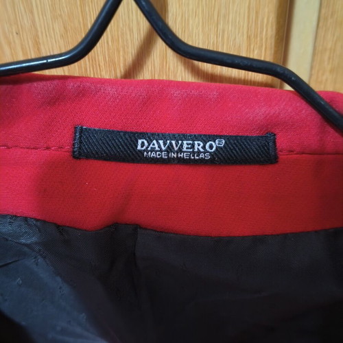 Davvero suit for women used, red blazer size 50 and trousers size 42